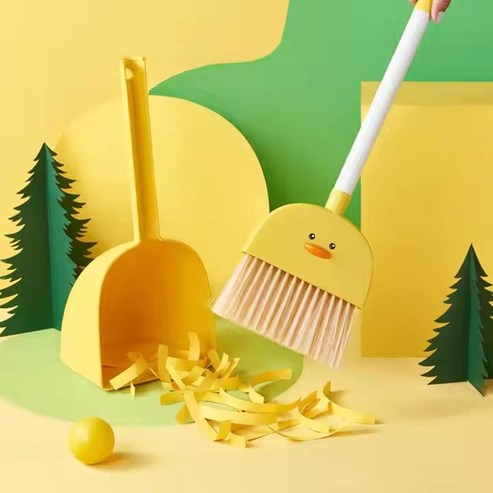 ألعاب تنظيف منزلية للأطفال: مك - مراجعة Kids Outdoor Broom وسعره