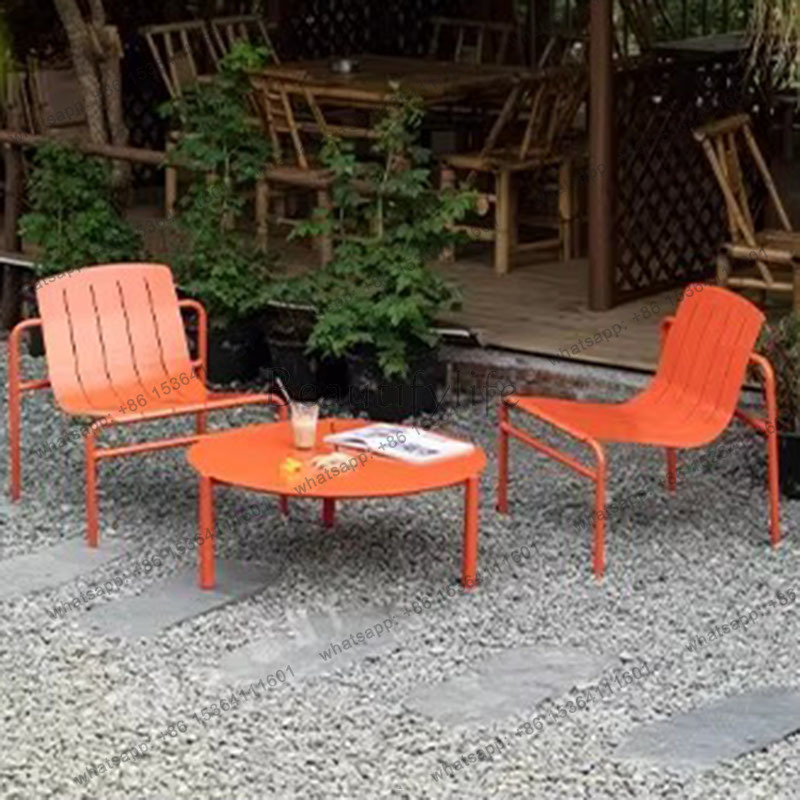 مجموعة أثاث حدائق بلاستيكية من - مراجعة Kids Outdoor Furniture Set وسعره